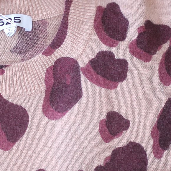 NWT Leopard 100% Cashmere Purple Pink Sweater. - Picture 5 of 11